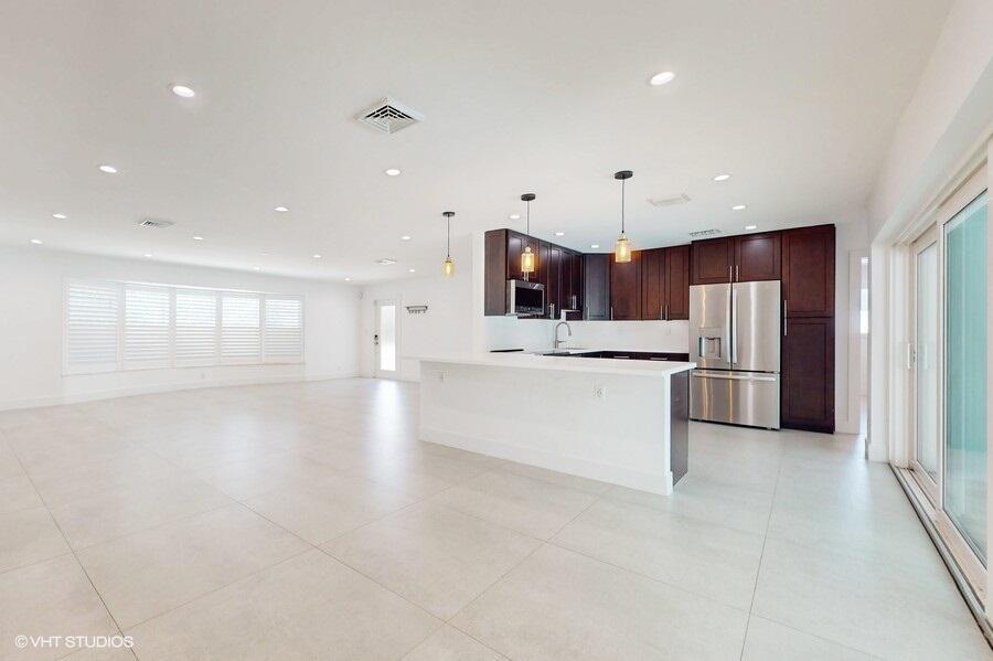 200 Southwest 6th Avenue Boca Raton, FL 33486 - Photo 10 of 42 10_200sw6thave_2010_Small