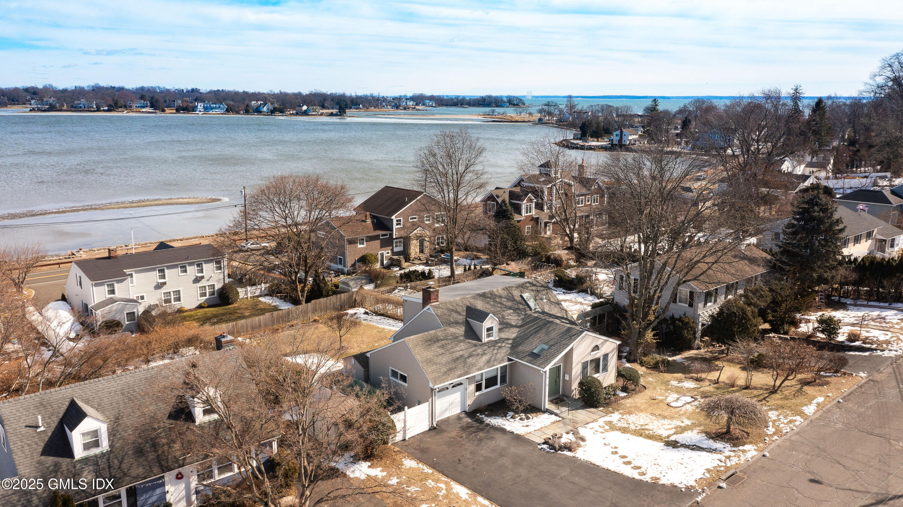 46 Cambridge Road Stamford, CT 06902 - Photo 2 of 29 a view of lake