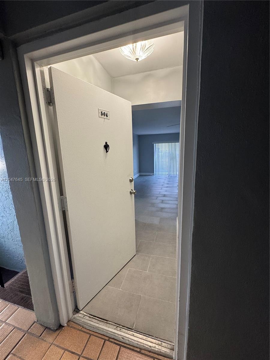 1933 Southwest 7th Street, Unit 504 Miami, FL 33135 - Photo 13 of 37
