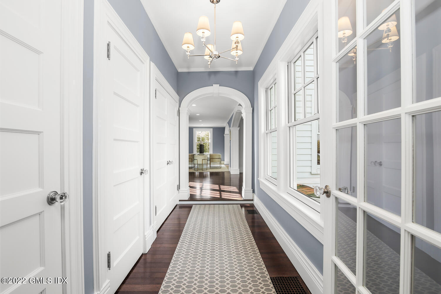 9 Park Place Greenwich, CT 06830 - Photo 17 of 29 9 Park Pl Greenwich CT 06830-large-015-0