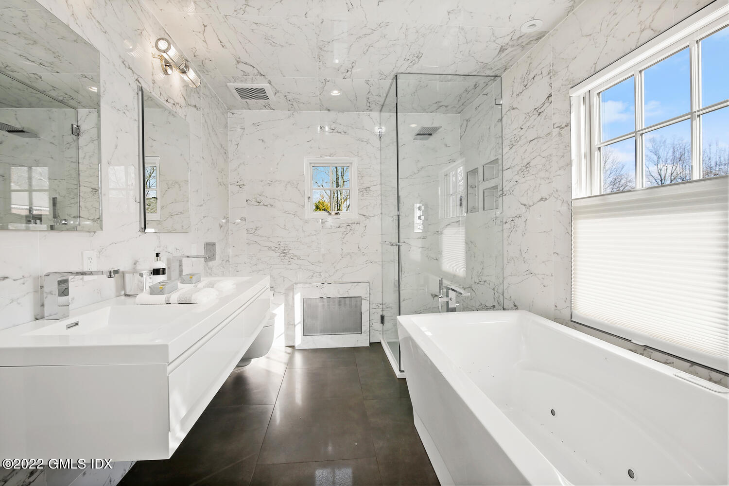 9 Park Place Greenwich, CT 06830 - Photo 19 of 29 New Primary Bath