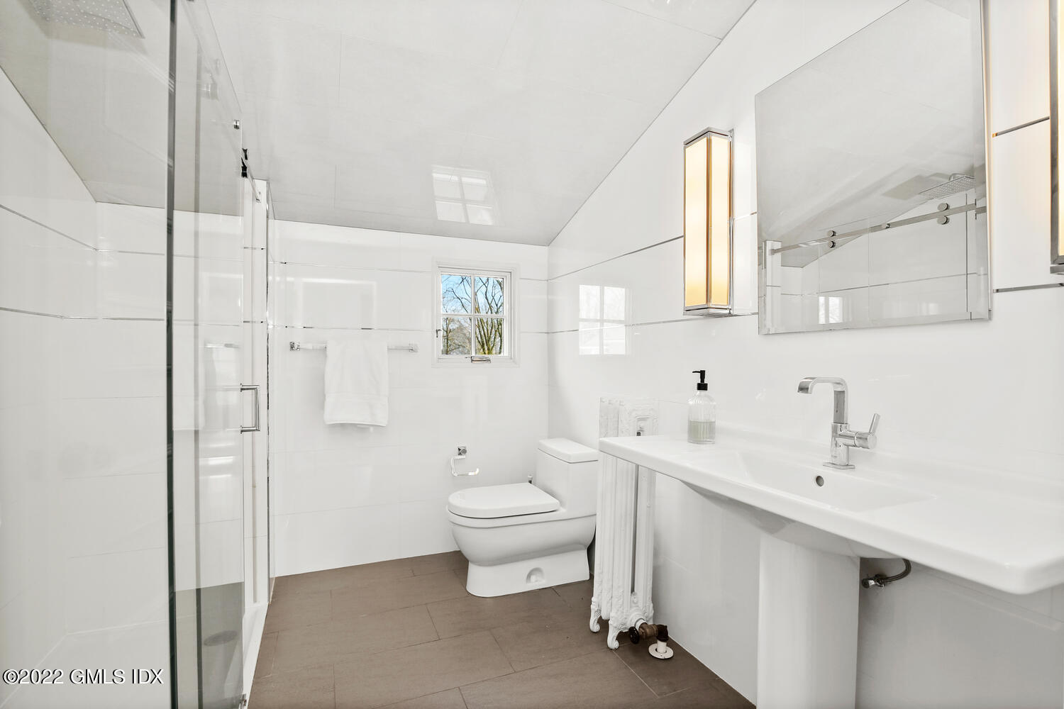 9 Park Place Greenwich, CT 06830 - Photo 24 of 29 New Full Bathroom