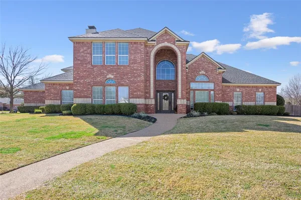 $725,000 | 319 Winding Creek Lane, Waco, TX 76657