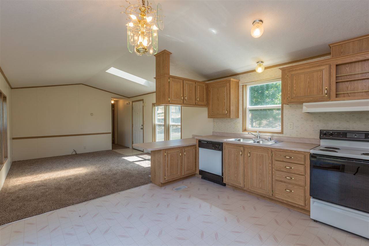 4616 West Taylor Road Cheney, WA 99004 - Photo 5 of 20