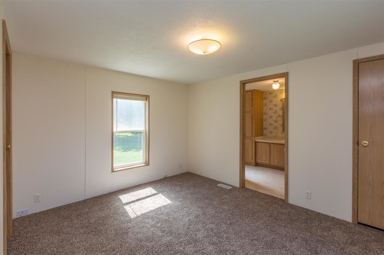 4616 West Taylor Road Cheney, WA 99004 - Photo 8 of 20