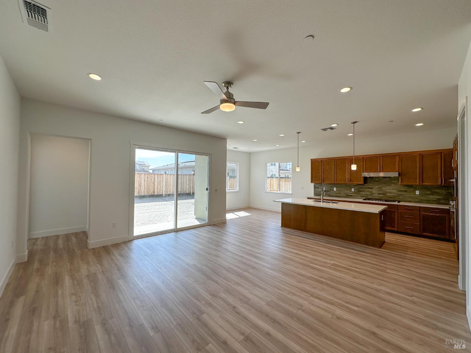 408 June Court Oakley, CA 94561 - Photo 2 of 11