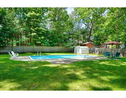 14 Hadley Road Framingham, MA 01701 - Photo 3 of 23