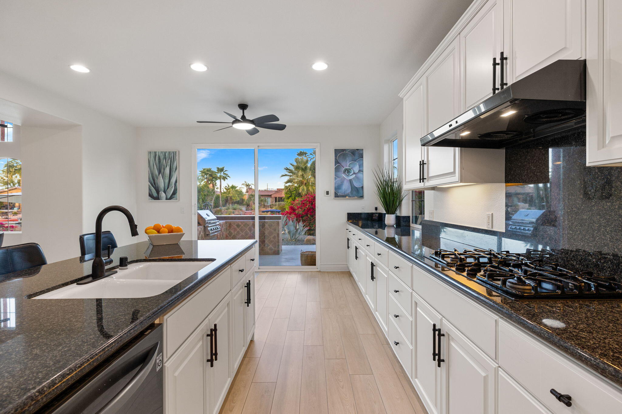6 Via Santa Ramona Rancho Mirage, CA 92270 - Photo 11 of 60 kitchen-6-mls