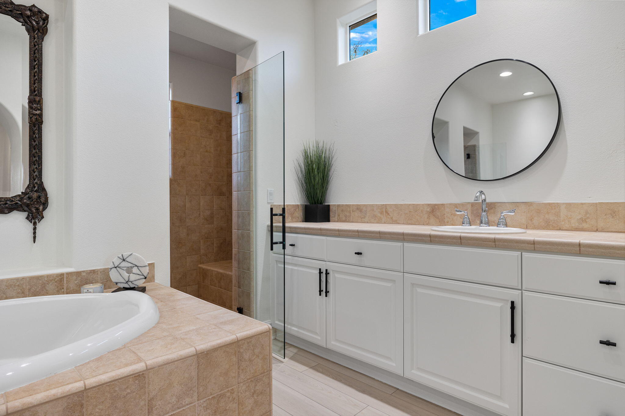 6 Via Santa Ramona Rancho Mirage, CA 92270 - Photo 17 of 60 a bathroom with a sink and a mirror