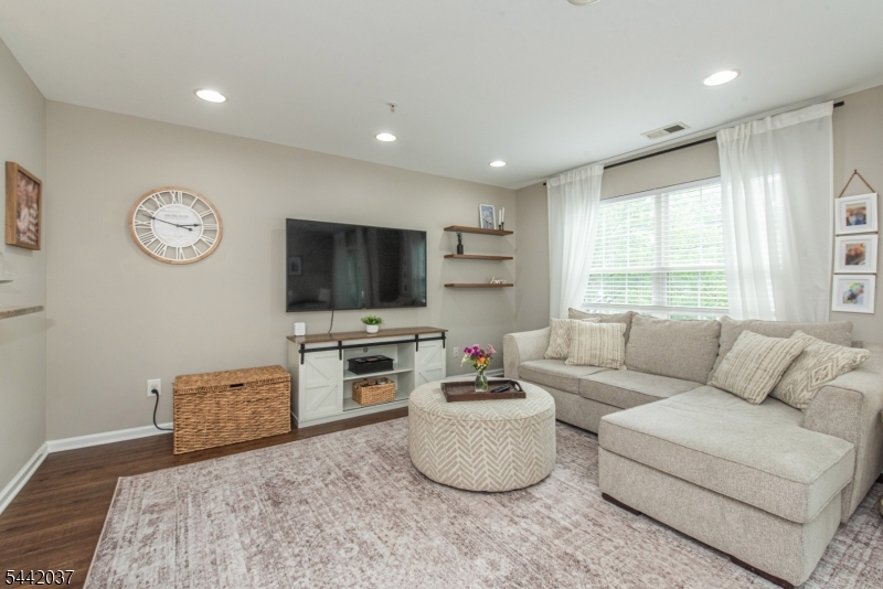 92 Carter Road Wanaque, NJ 07420 - Photo 9 of 22