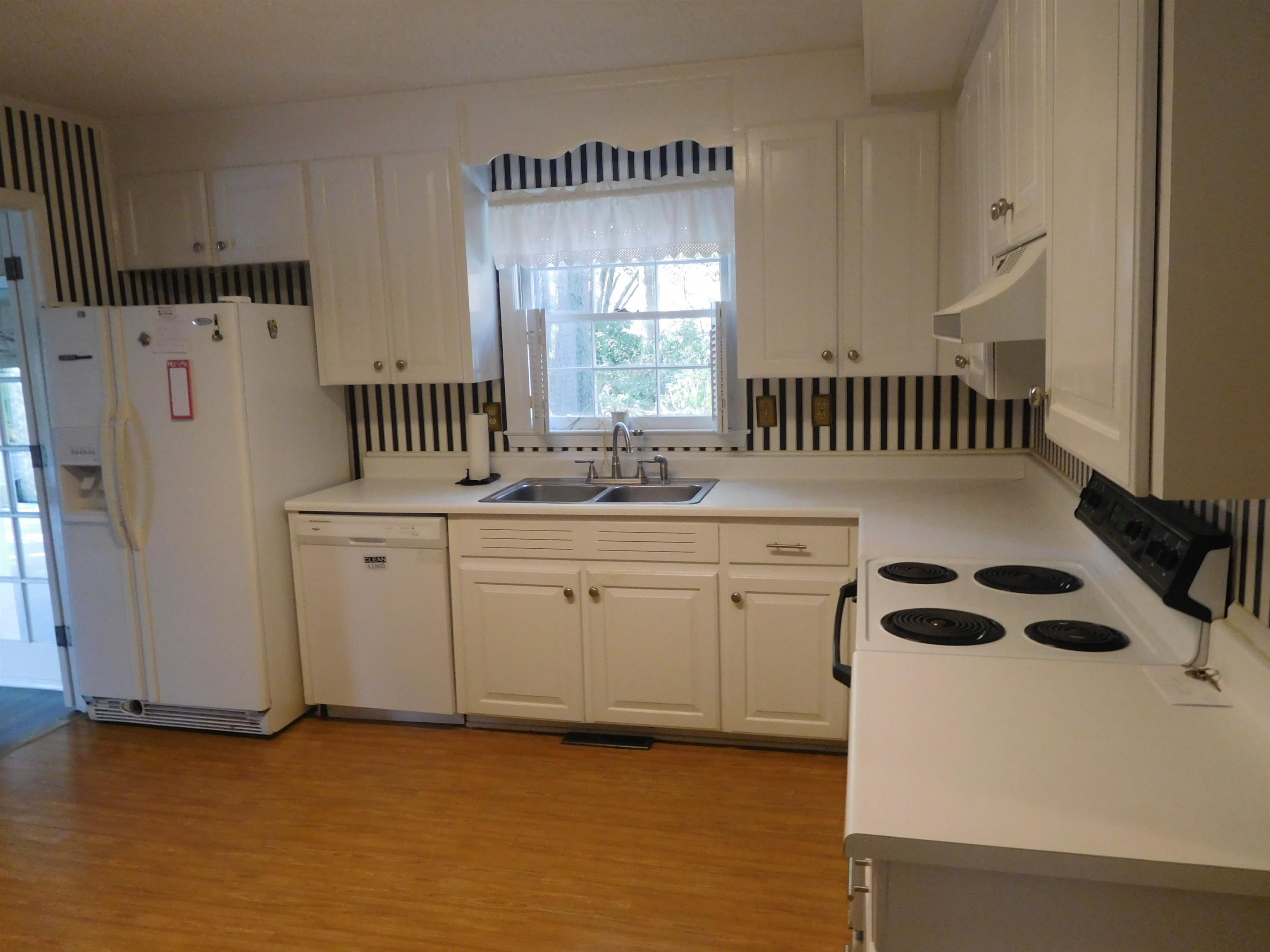 113 Brittany Road Gaffney, SC 29341 - Photo 9 of 20