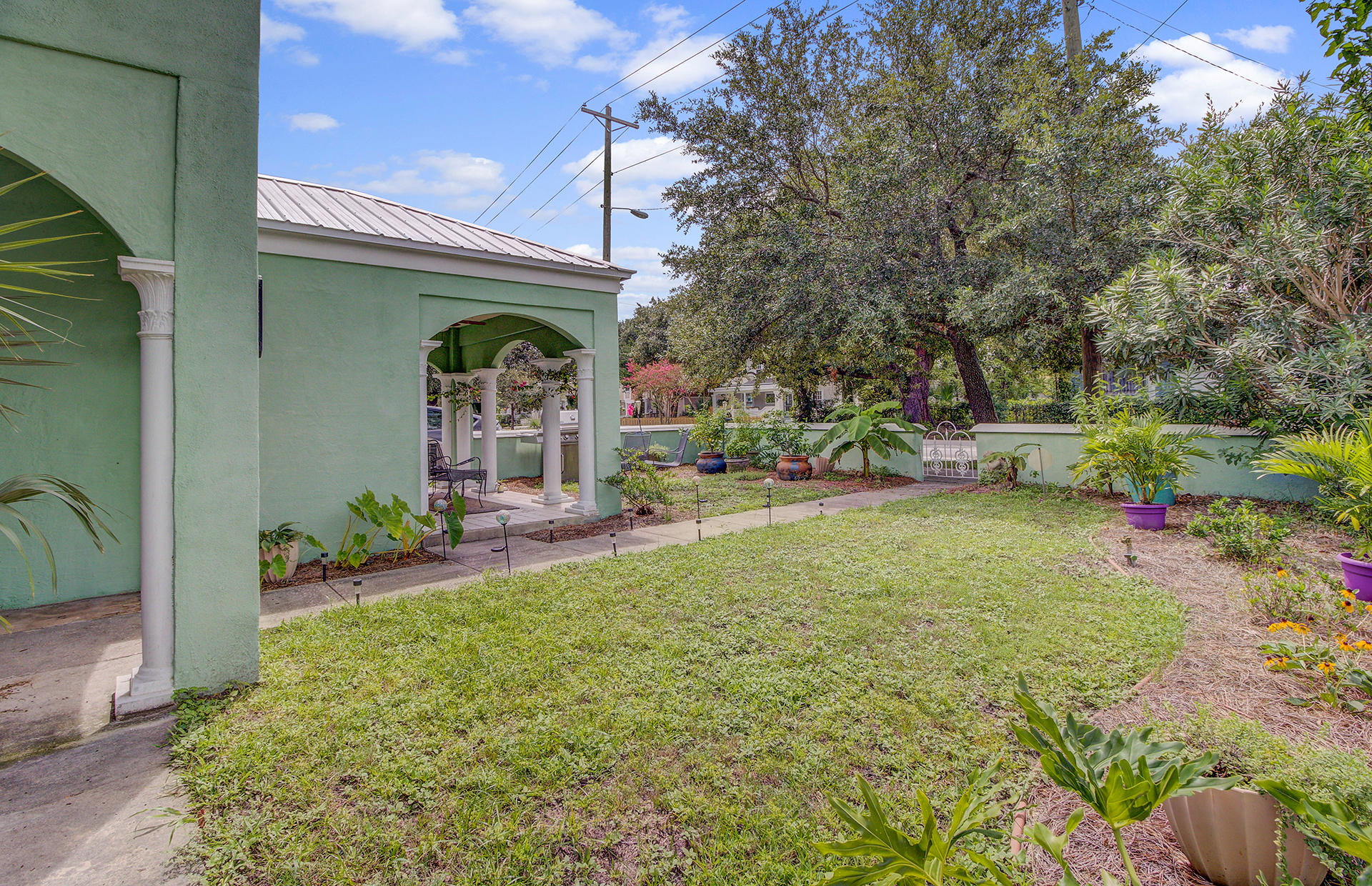 950 Rutledge Avenue Charleston, SC 29403 - Photo 5 of 27 4
