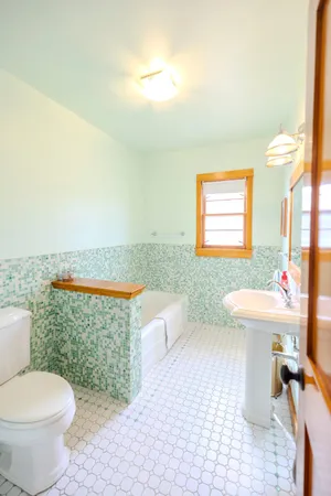 $319,900 | 507 West 11th Street, Morris, MN 56267