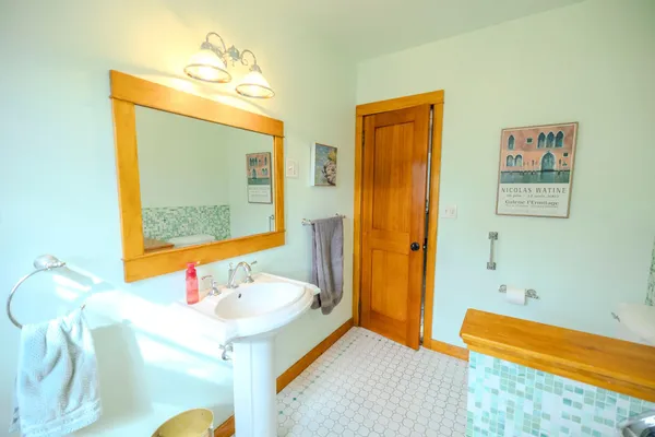 $319,900 | 507 West 11th Street, Morris, MN 56267