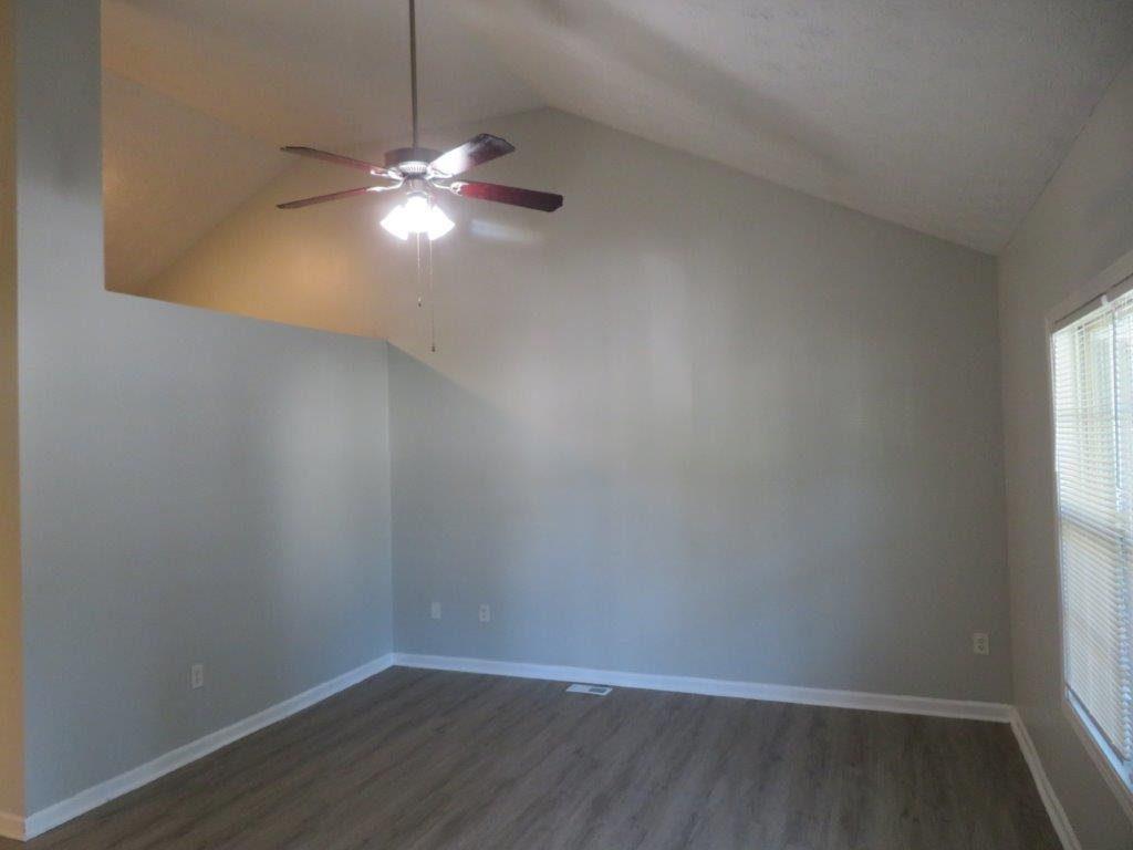 545 Bridgeport Place Monroe, GA 30655 - Photo 3 of 24