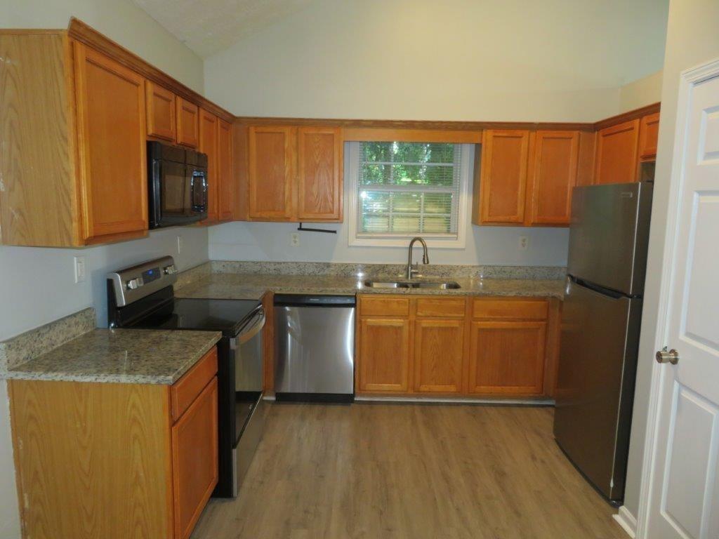 545 Bridgeport Place Monroe, GA 30655 - Photo 5 of 24