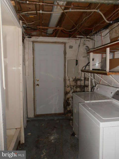 2102 Graythorn Road Middle River, MD 21220 - Photo 13 of 18 a utility room with dryer and washer