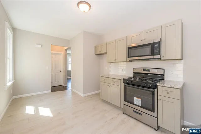 $799,000 | 134 Knapp Avenue, Clifton, NJ 07011