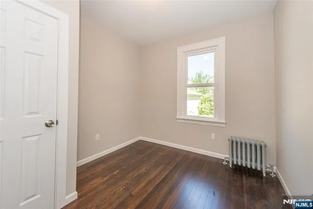 $799,000 | 134 Knapp Avenue, Clifton, NJ 07011