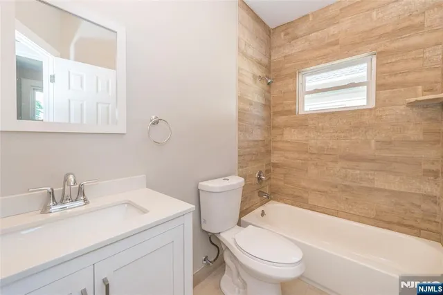 $799,000 | 134 Knapp Avenue, Clifton, NJ 07011