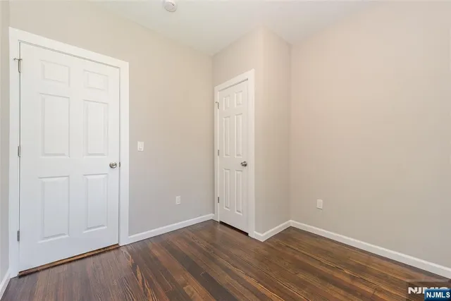 $799,000 | 134 Knapp Avenue, Clifton, NJ 07011