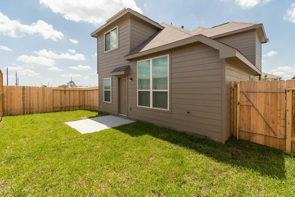 $1,920 | 17010 Hailey Harbor Drive, Richmond, TX 77407