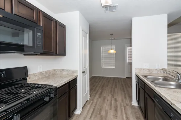 $1,920 | 17010 Hailey Harbor Drive, Richmond, TX 77407