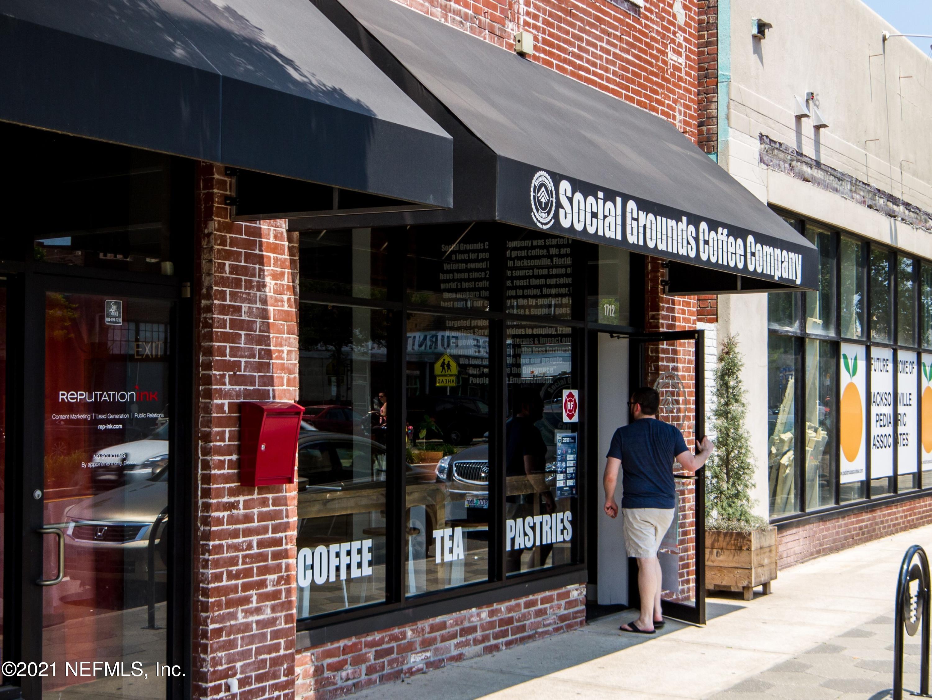 1532 Perry Street Jacksonville, FL 32206 - Photo 49 of 58 a view of shops in a street