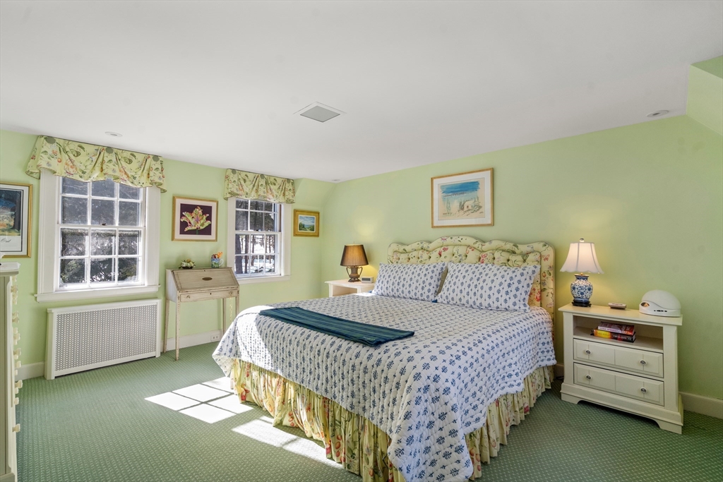 47 Bemis Road Dedham, MA 02026 - Photo 22 of 38