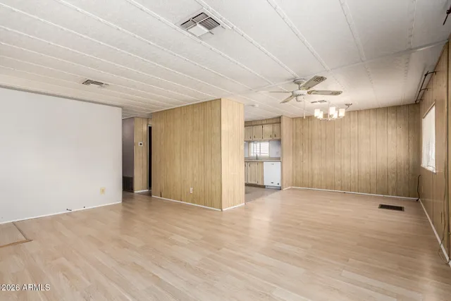 $1,250 | 8421 East Main Street, Unit 140, Mesa, AZ 85207