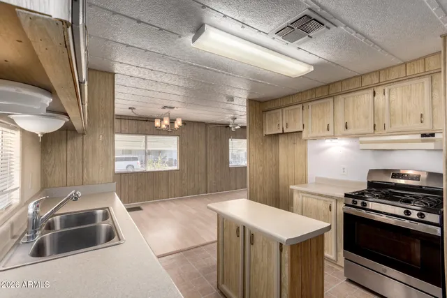 $1,250 | 8421 East Main Street, Unit 140, Mesa, AZ 85207