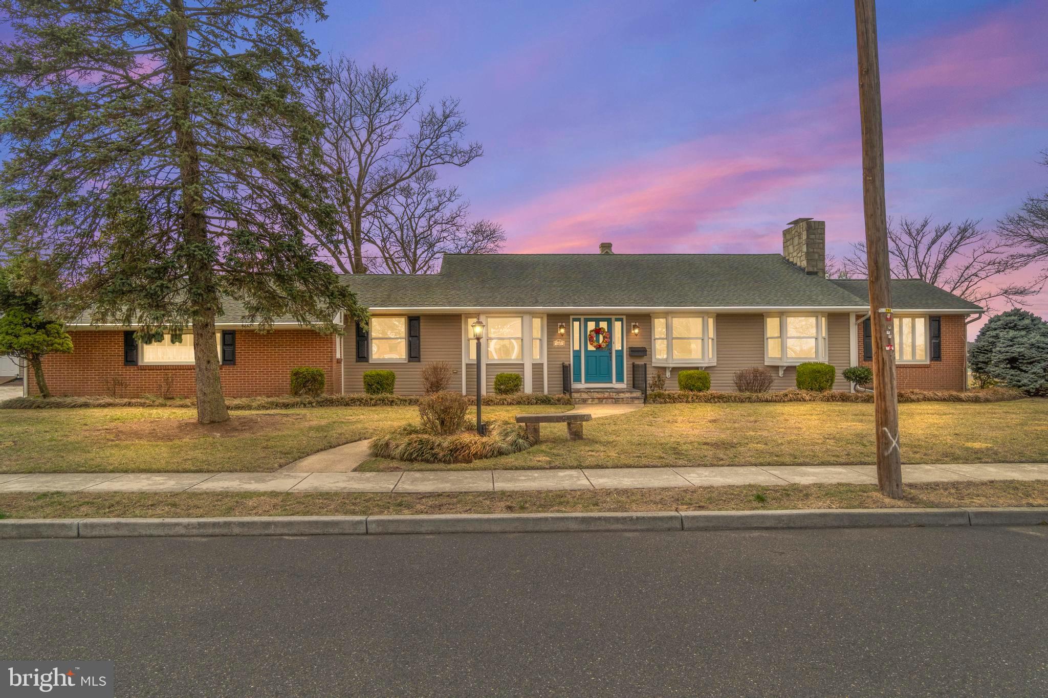 101 Maple Avenue Delanco, NJ 08075 - Photo 2 of 39