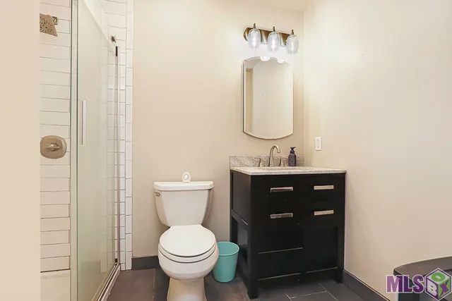 $214,000 | 710 East Boyd Drive, Unit 1604, Baton Rouge, LA 70808