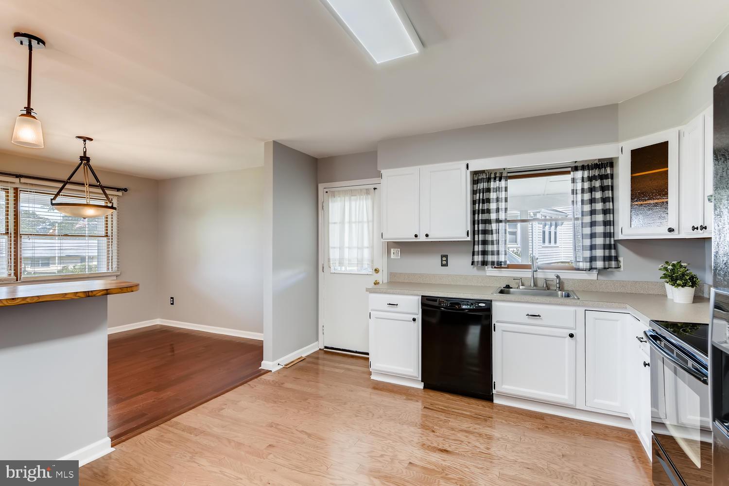 4147 Sykesville Road Finksburg, MD 21048 - Photo 6 of 27 Gallery Image 6