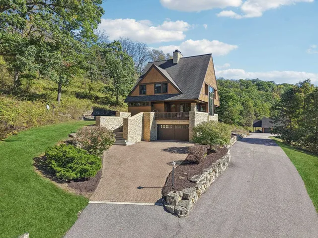 $1,950,000 | 5210 County Rd C, Spring Green, WI 53588