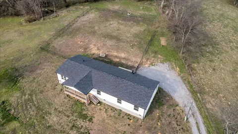 $305,000 | 2096 Coleman Road, Cornersville, TN 37047