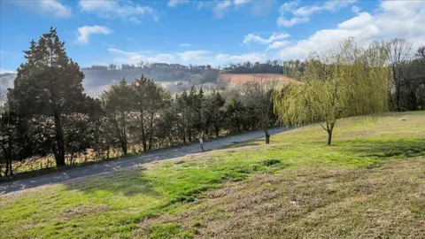 $305,000 | 2096 Coleman Road, Cornersville, TN 37047