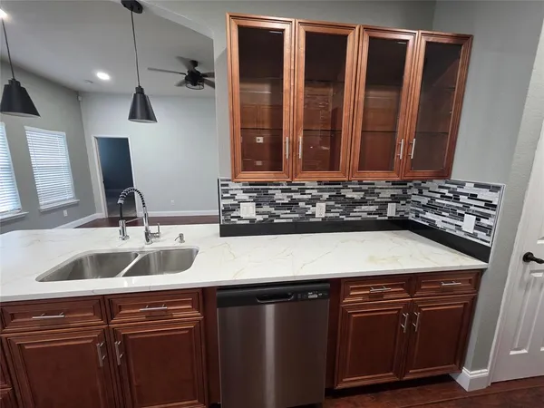 $2,500 | 1814 Cozumel Drive, Mansfield, TX 76063