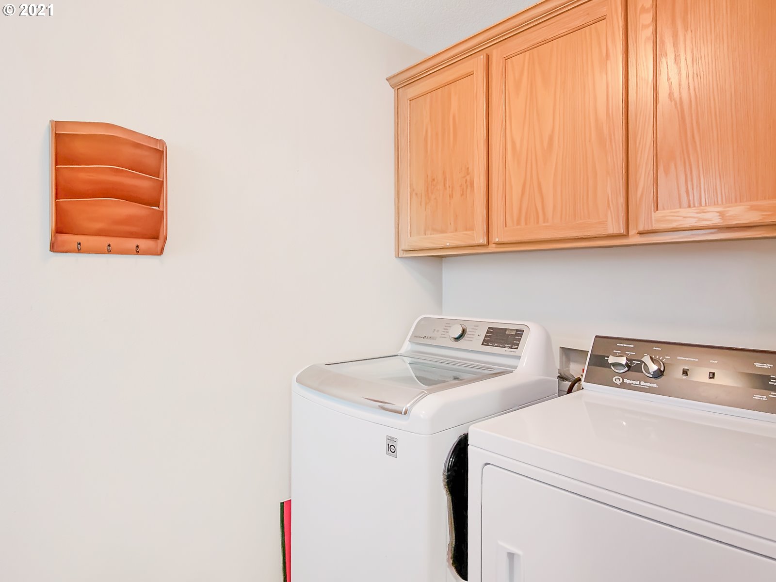 3587 Southwest 25th Street Gresham, OR 97080 - Photo 11 of 29 Gallery Image 11