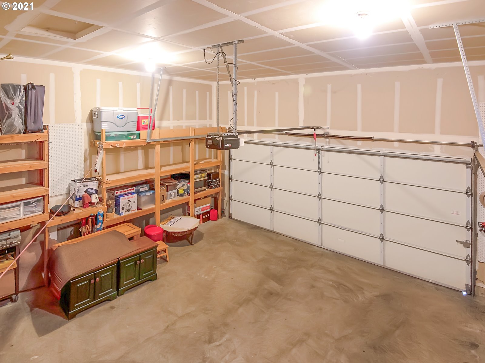 3587 Southwest 25th Street Gresham, OR 97080 - Photo 12 of 29 Gallery Image 12