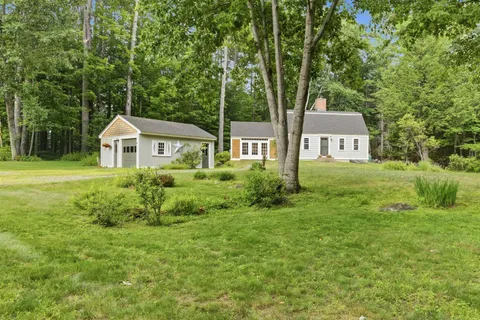 $550,000 | 6 Marisue Terrace, Tuftonboro, NH 03853