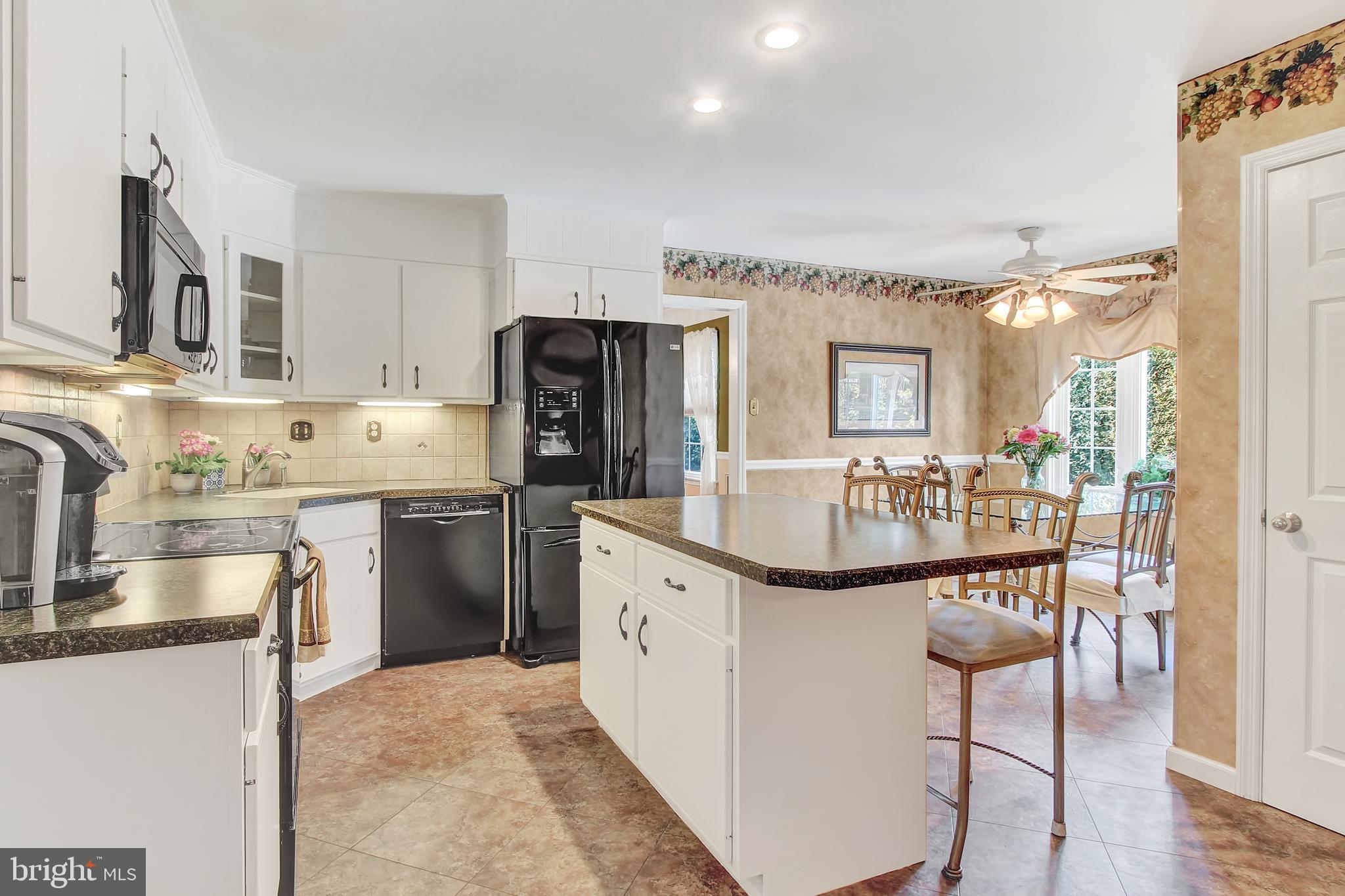 64 Rim View Lane Reading, PA 19607 - Photo 7 of 22