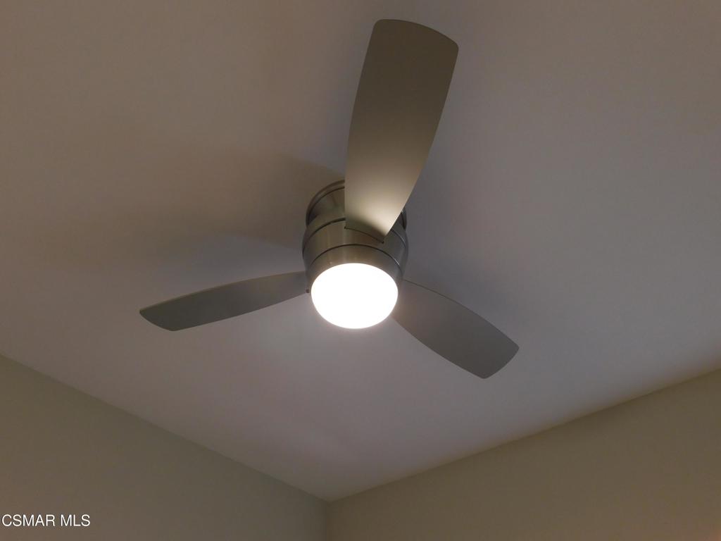 116 Maegan Place, Unit 11 Thousand Oaks, CA 91362 - Photo 14 of 35