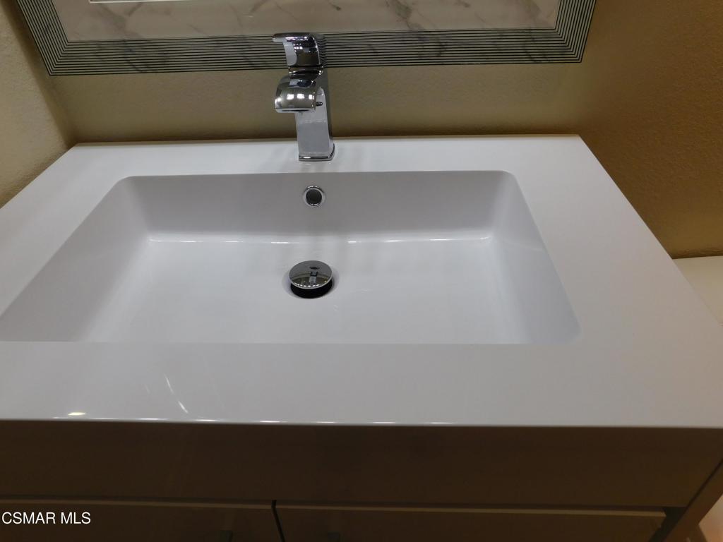 116 Maegan Place, Unit 11 Thousand Oaks, CA 91362 - Photo 26 of 35 a close up of a sink