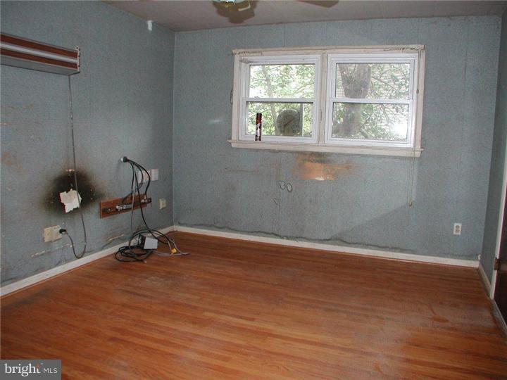 328 Farwood Road Haddonfield, NJ 08033 - Photo 8 of 16 Bedroom - Main