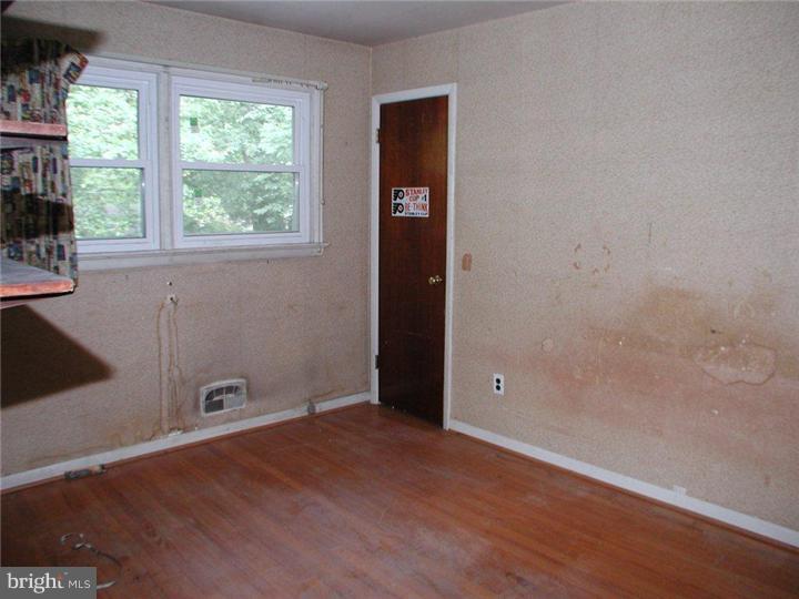 328 Farwood Road Haddonfield, NJ 08033 - Photo 10 of 16 Bedroom 2