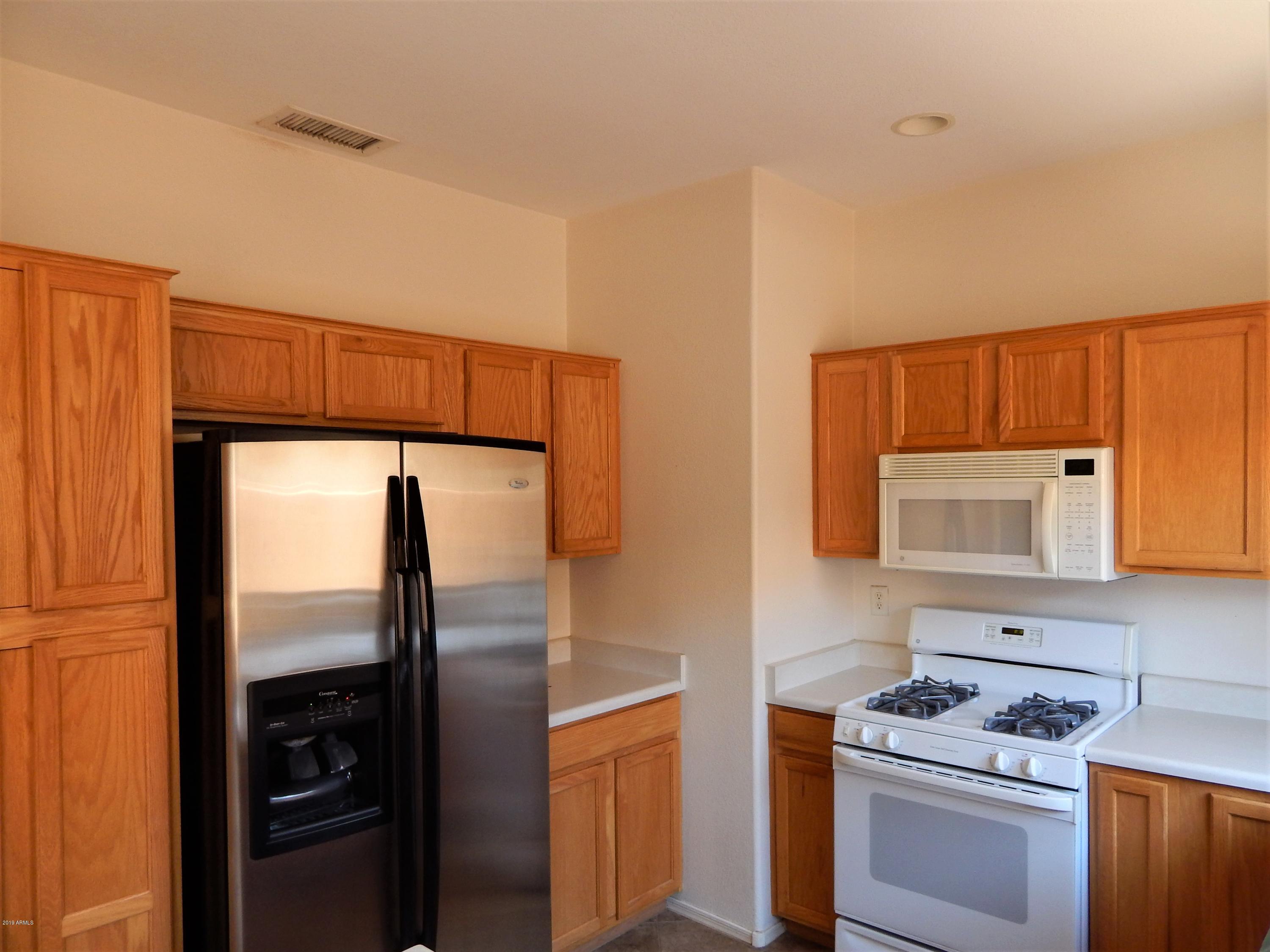 4008 East Ironhorse Road Gilbert, AZ 85297 - Photo 6 of 23 Kitchen 3