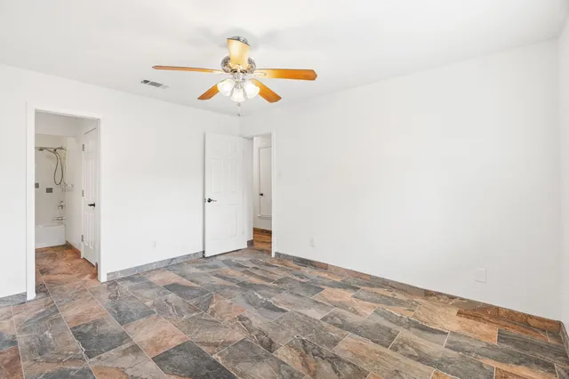 $1,995 | 2406 Berkeley Avenue, Unit B, Austin, TX 78745