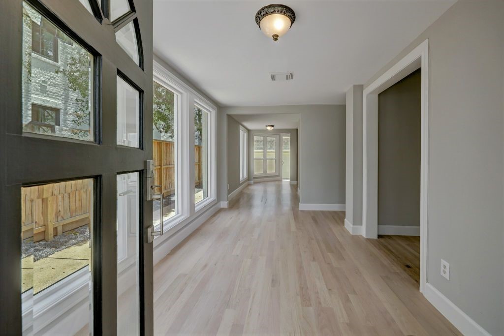 3605 Plumb Street Houston, TX 77005 - Photo 3 of 25