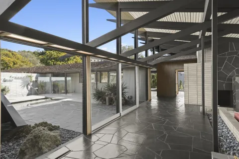 $7,400,000 | 7105 Country Club Drive, La Jolla, CA 92037
